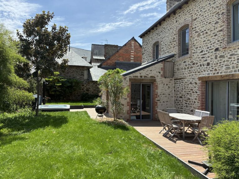 Maison familiale avec jacuzzi à Lamballe